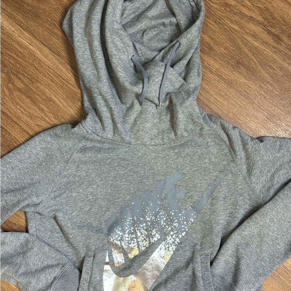 Nike High Neck‎ Hoodie Sweatshirt Silver Print Logo L Pullover Vintage Red Tag